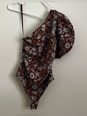 Free People One-Shoulder Floral Bodysuit in Brown and Light Blue (NWT)